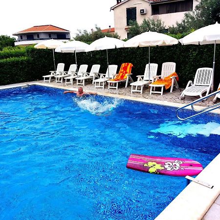 Apartments Baksa Канфанар Экстерьер фото