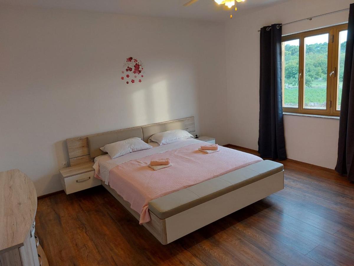 Apartments Baksa Канфанар Экстерьер фото