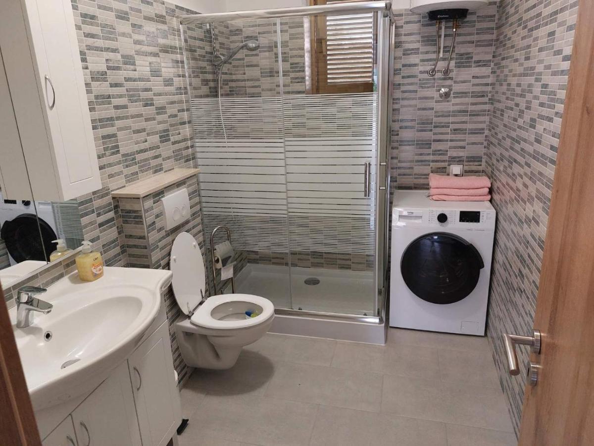 Apartments Baksa Канфанар Экстерьер фото