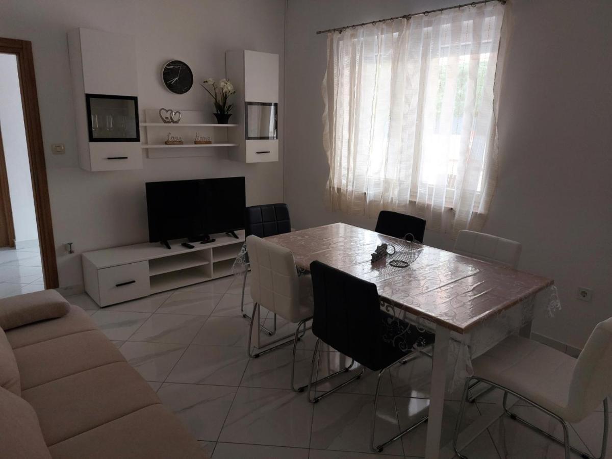 Apartments Baksa Канфанар Экстерьер фото
