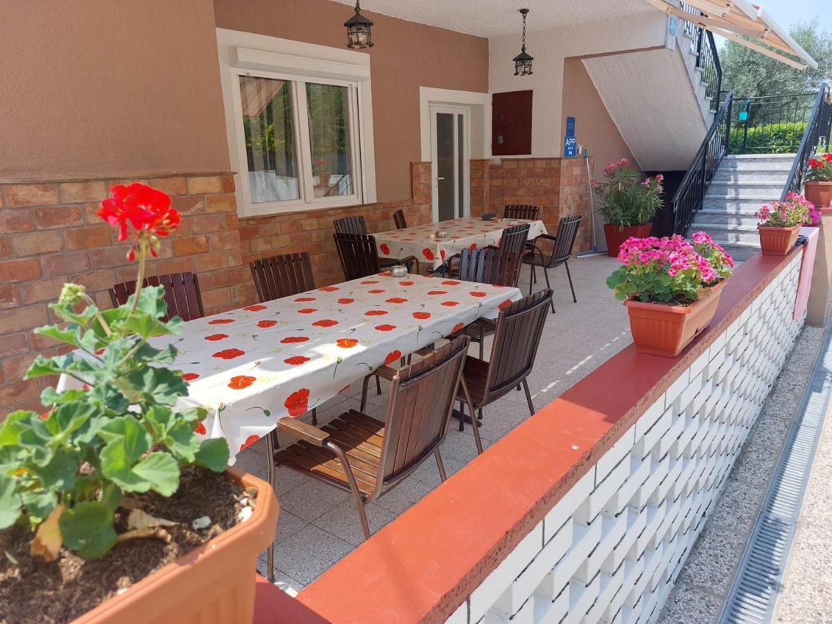 Apartments Baksa Канфанар Экстерьер фото